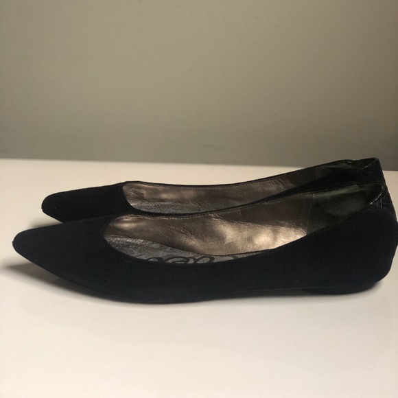 Sam Edelman Rae Black Suede Flats - Picture 5 of 6